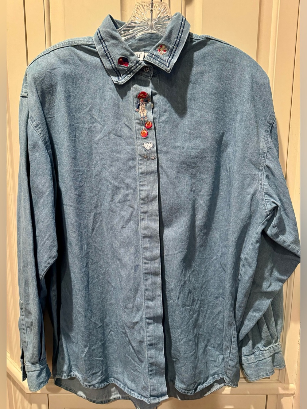 Women’s Capacity Long Sleeve Fall Autumn Embroidered Denim Shirt - Size Large